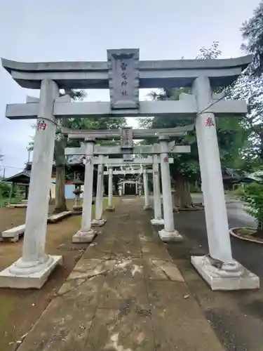 伊与久雷電神社の鳥居