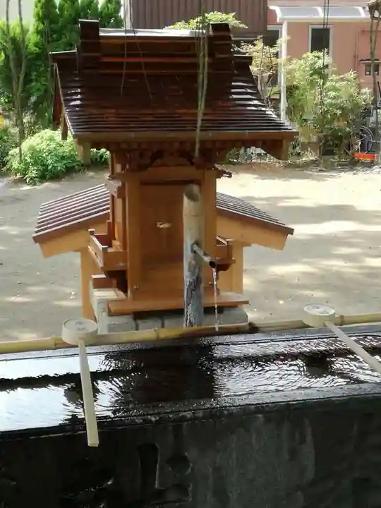 水海道鎮守 八幡神社の手水舎