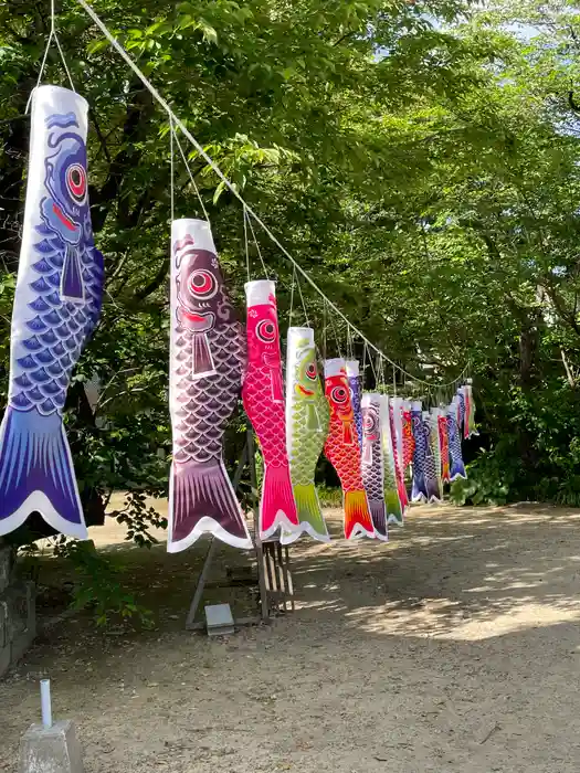 鴨島八幡神社の建物その他