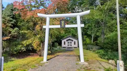 八幡神社の鳥居