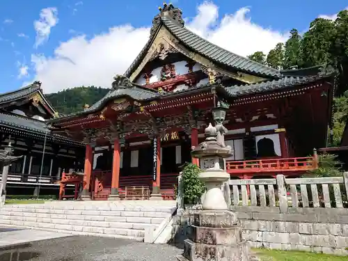 久遠寺の建物その他