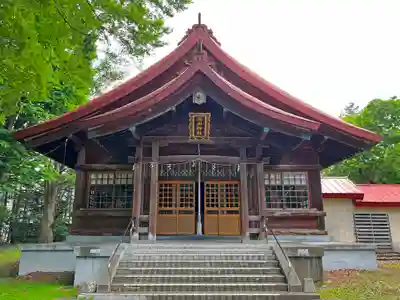 深川神社の本殿・本堂