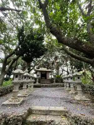 川平観音堂の{uncategorized: "未分類", other: "その他", undefined: "問題あり", building: "その他建物", grave: "お墓", sacred_gate: "鳥居", guardian: "狛犬", statue: "像", buddha: "仏像", history: "歴史", nature: "自然", garden: "庭園", animal: "動物", pagoda: "塔", temizu: "手水舎", mountain_gate: "山門・神門", sanctuary: "本殿・本堂", subordinate: "末社・摂社", art: "芸術", scenery: "景色", jizo: "地蔵", ema: "絵馬", goshuin: "御朱印", omikuji: "おみくじ", items: "授与品その他", amulet: "お守り", goshuincho: "御朱印帳", eats: "食事", festival: "お祭り", votive_dance: "神楽", shichigosan: "七五三参", wedding: "結婚式", experience: "体験その他", initially: "初詣", around: "周辺", anti_infection: "感染症対策"}
