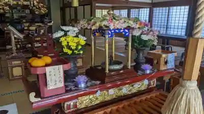 本勝寺の本殿・本堂