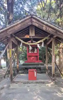 布智神社(本甲)の末社・摂社