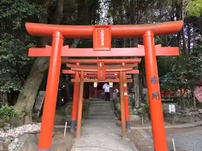 宮地嶽神社の末社・摂社