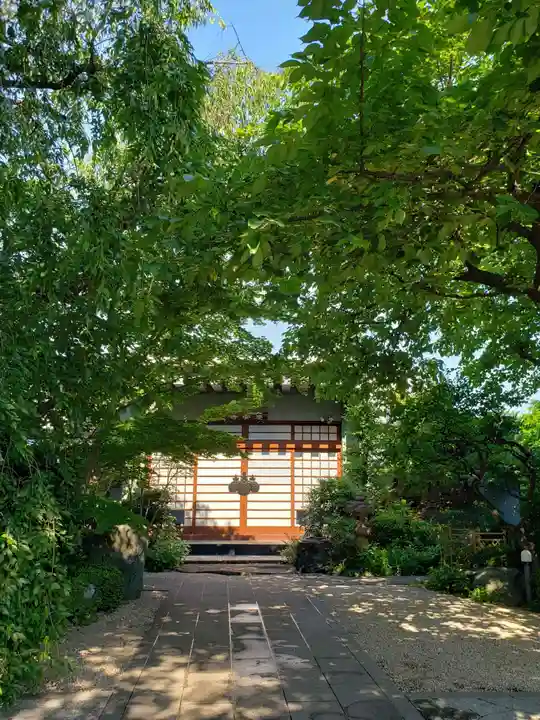 慶安寺の本殿・本堂