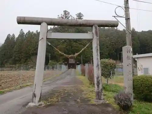 白鳥神社の鳥居