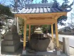 真止戸山神社の手水