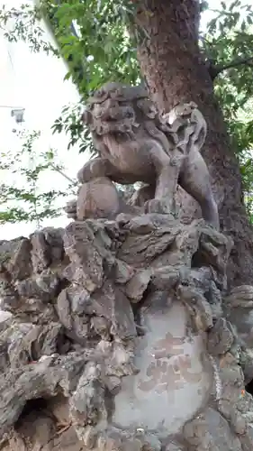 赤坂氷川神社の狛犬