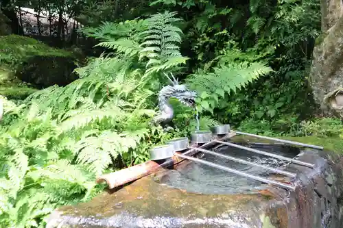 𠮷水神社（吉水神社）の手水舎