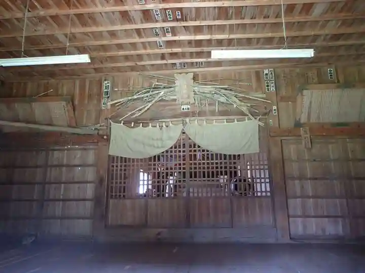 大膳神社の本殿・本堂