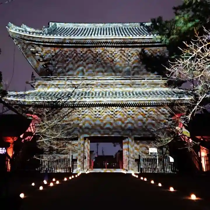 大樹寺(松安院大樹寺)の山門・神門
