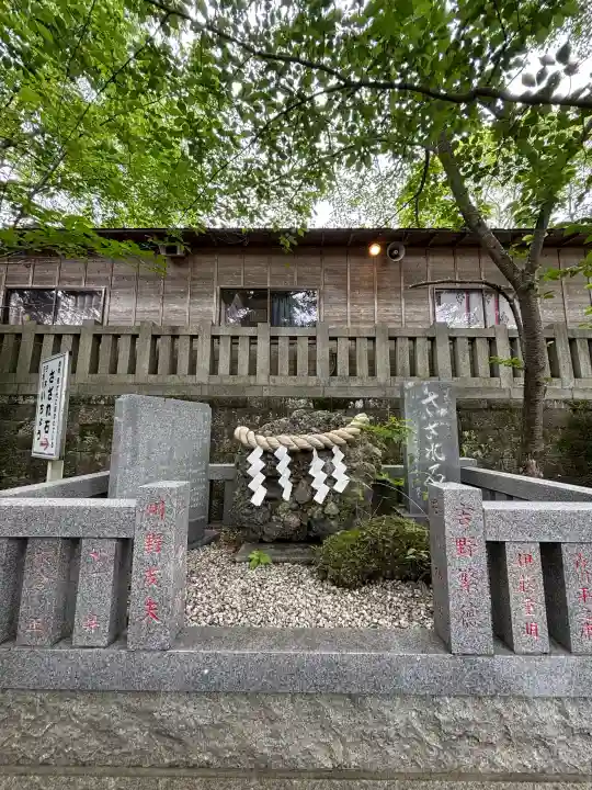 玉前神社の{uncategorized: "未分類", other: "その他", undefined: "問題あり", building: "その他建物", grave: "お墓", sacred_gate: "鳥居", guardian: "狛犬", statue: "像", buddha: "仏像", history: "歴史", nature: "自然", garden: "庭園", animal: "動物", pagoda: "塔", temizu: "手水舎", mountain_gate: "山門・神門", sanctuary: "本殿・本堂", subordinate: "末社・摂社", art: "芸術", scenery: "景色", jizo: "地蔵", ema: "絵馬", goshuin: "御朱印", omikuji: "おみくじ", items: "授与品その他", amulet: "お守り", goshuincho: "御朱印帳", eats: "食事", festival: "お祭り", votive_dance: "神楽", shichigosan: "七五三参", wedding: "結婚式", experience: "体験その他", initially: "初詣", around: "周辺", anti_infection: "感染症対策"}