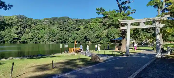 桜ヶ池池宮神社の鳥居