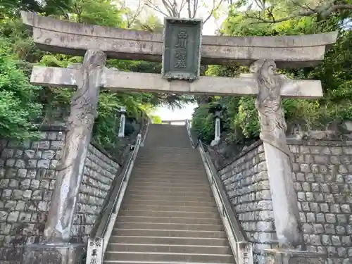 品川神社の鳥居