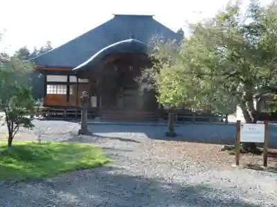 願成寺の本殿・本堂