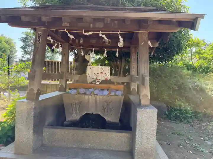 鳩ヶ谷氷川神社の{uncategorized: "未分類", other: "その他", undefined: "問題あり", building: "その他建物", grave: "お墓", sacred_gate: "鳥居", guardian: "狛犬", statue: "像", buddha: "仏像", history: "歴史", nature: "自然", garden: "庭園", animal: "動物", pagoda: "塔", temizu: "手水舎", mountain_gate: "山門・神門", sanctuary: "本殿・本堂", subordinate: "末社・摂社", art: "芸術", scenery: "景色", jizo: "地蔵", ema: "絵馬", goshuin: "御朱印", omikuji: "おみくじ", items: "授与品その他", amulet: "お守り", goshuincho: "御朱印帳", eats: "食事", festival: "お祭り", votive_dance: "神楽", shichigosan: "七五三参", wedding: "結婚式", experience: "体験その他", initially: "初詣", around: "周辺", anti_infection: "感染症対策"}