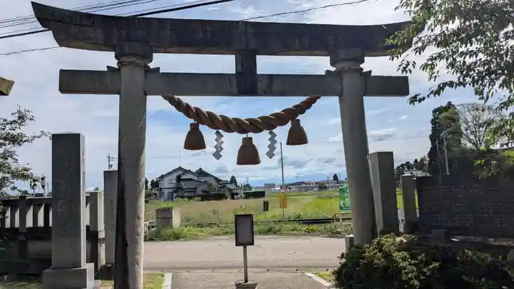 四ツ柱神社の景色