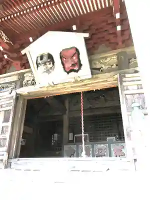 飯縄寺の本殿・本堂