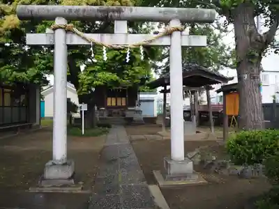 雷神社の鳥居
