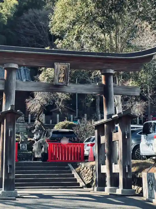 高尾山麓氷川神社(東京都)