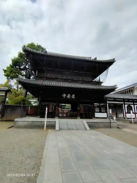 泉岳寺の山門・神門