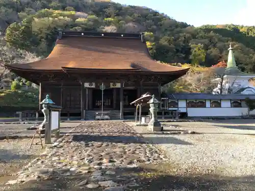 本遠寺の本殿