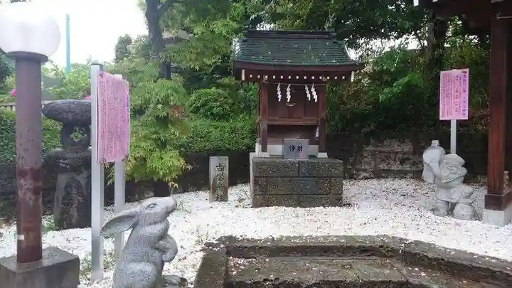 赤羽八幡神社の末社・摂社