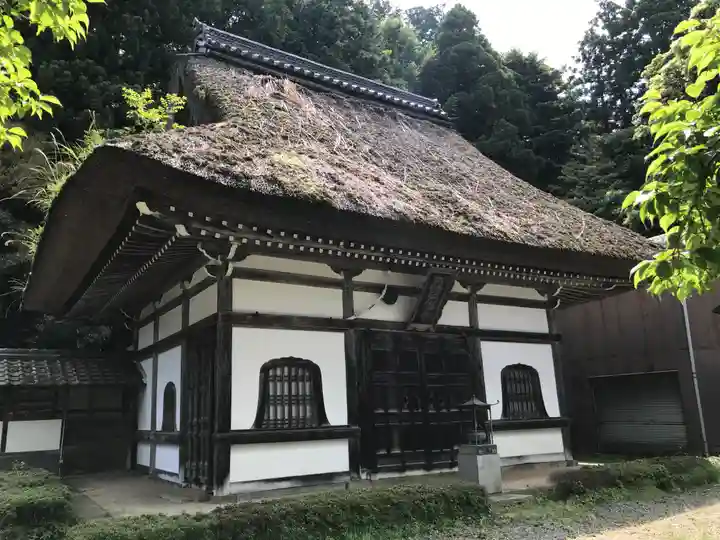 西明寺の本殿・本堂