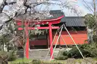 乙吉稲荷神社の本殿・本堂
