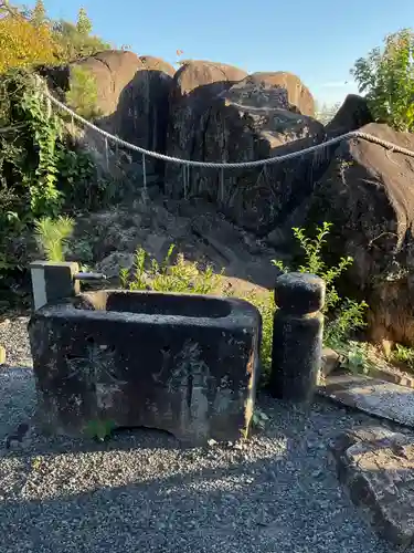 熊野社（岩崎熊野神社）の手水舎