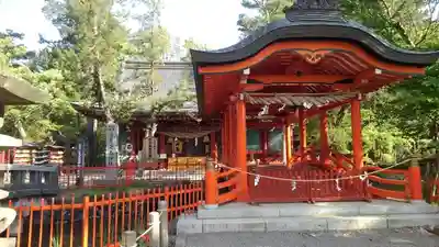 生島足島神社の本殿・本堂