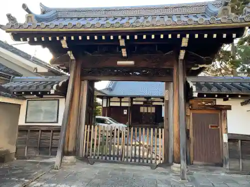 見性寺の山門・神門