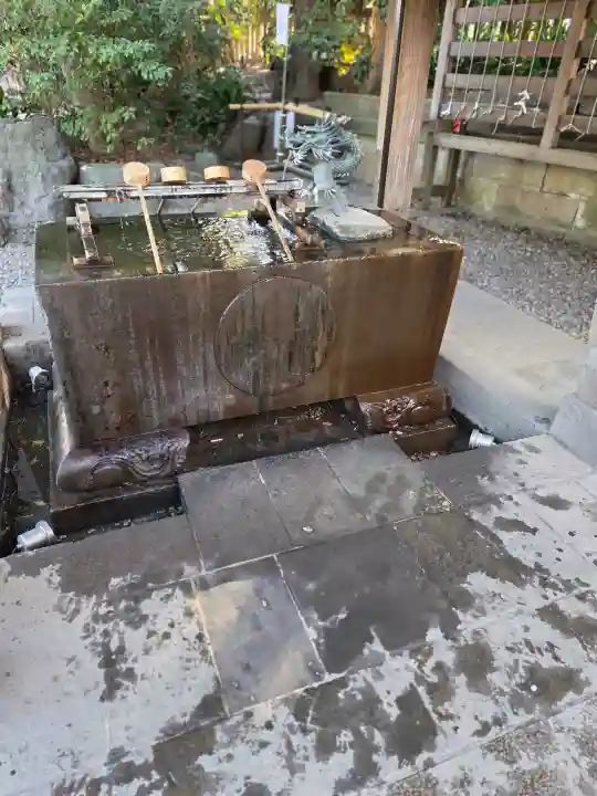 川越氷川神社の{uncategorized: "未分類", other: "その他", undefined: "問題あり", building: "その他建物", grave: "お墓", sacred_gate: "鳥居", guardian: "狛犬", statue: "像", buddha: "仏像", history: "歴史", nature: "自然", garden: "庭園", animal: "動物", pagoda: "塔", temizu: "手水舎", mountain_gate: "山門・神門", sanctuary: "本殿・本堂", subordinate: "末社・摂社", art: "芸術", scenery: "景色", jizo: "地蔵", ema: "絵馬", goshuin: "御朱印", omikuji: "おみくじ", items: "授与品その他", amulet: "お守り", goshuincho: "御朱印帳", eats: "食事", festival: "お祭り", votive_dance: "神楽", shichigosan: "七五三参", wedding: "結婚式", experience: "体験その他", initially: "初詣", around: "周辺", anti_infection: "感染症対策"}