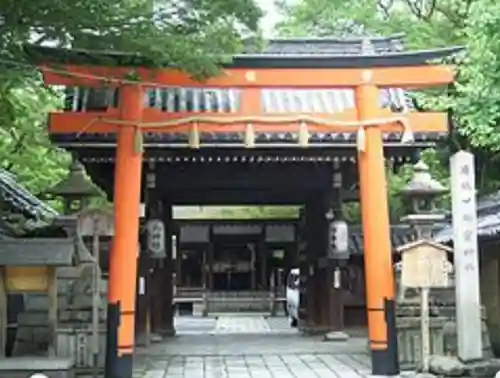 下御霊神社の鳥居