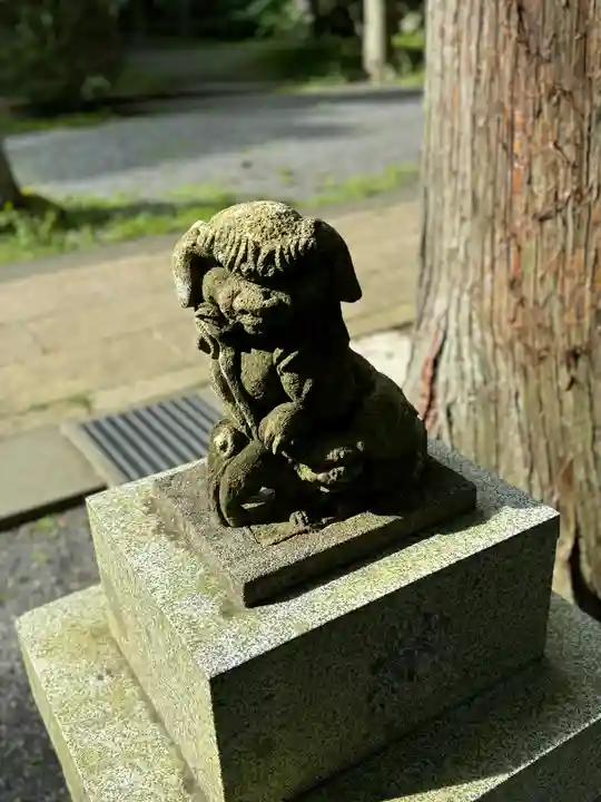 山中諏訪神社(山梨県)