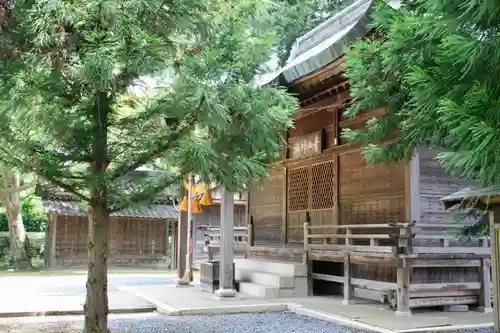 青山神社の本殿・本堂
