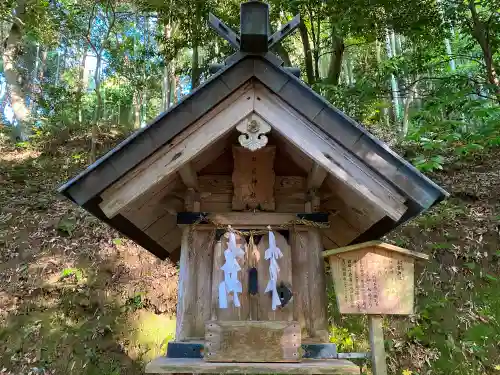 玉作湯神社の末社