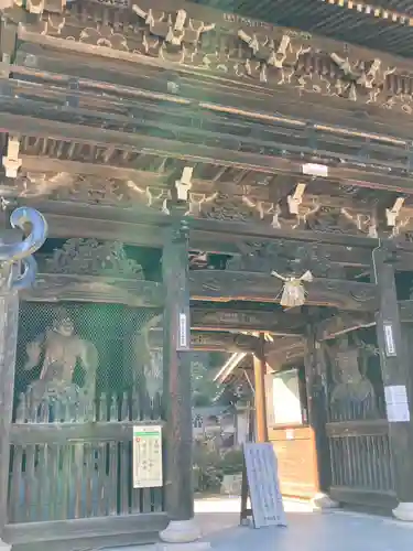 金剛城寺の山門・神門