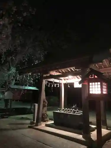 正一位 若草稲荷神社の手水舎