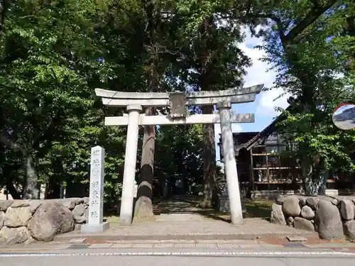 額東神社の鳥居