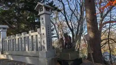千歳神社の狛犬