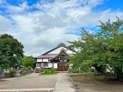 誓願寺の本殿・本堂