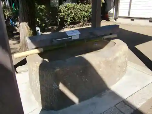 片瀬諏訪神社の手水舎