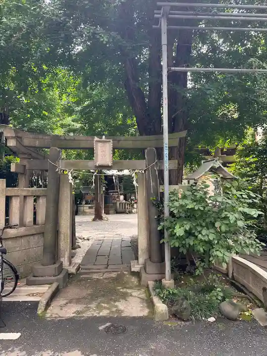 小野照崎神社の鳥居