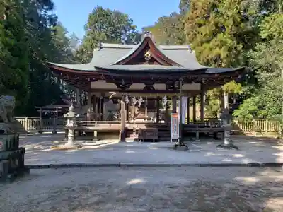 大笹原神社の本殿・本堂
