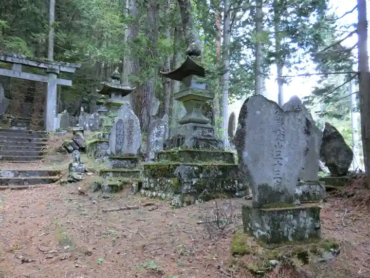 御嶽神社(王滝口)里宮のその他建物