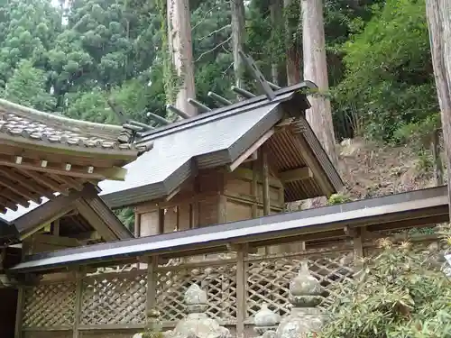 御井神社の本殿