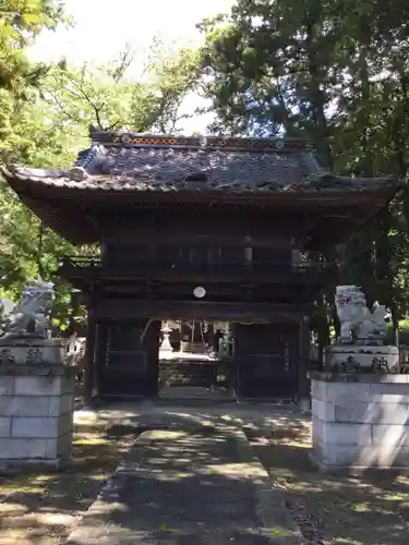 弓削神社の山門